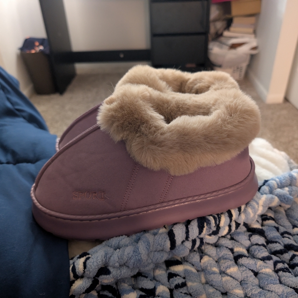 Fur Trimmed Lavender Plush Slippers
